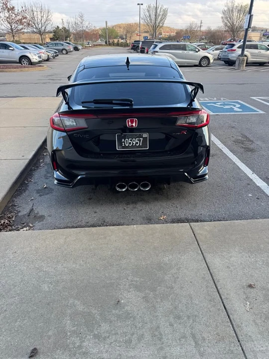 2025 Honda FL5 Civic Type R - Image 3 of 9