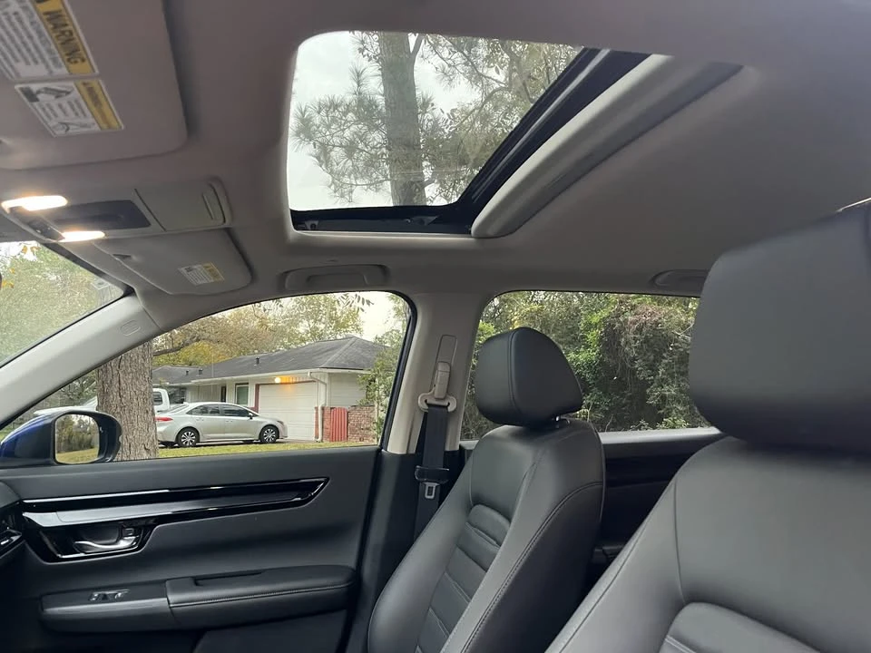 2025 Honda CR-V 6th Gen - Image 11 of 18