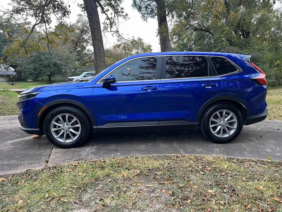 2025 Honda CR-V 6th Gen - Image 4 of 18