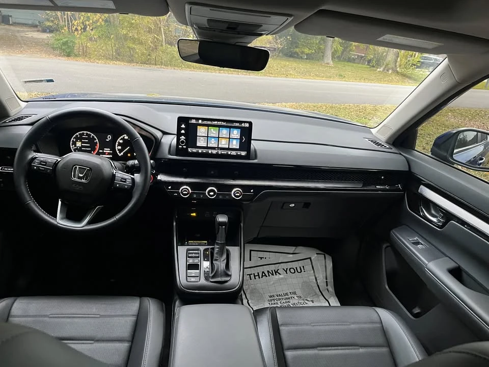 2025 Honda CR-V 6th Gen - Image 15 of 18