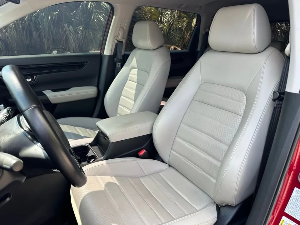 2025 Honda CR-V 6th Gen - Image 13 of 20