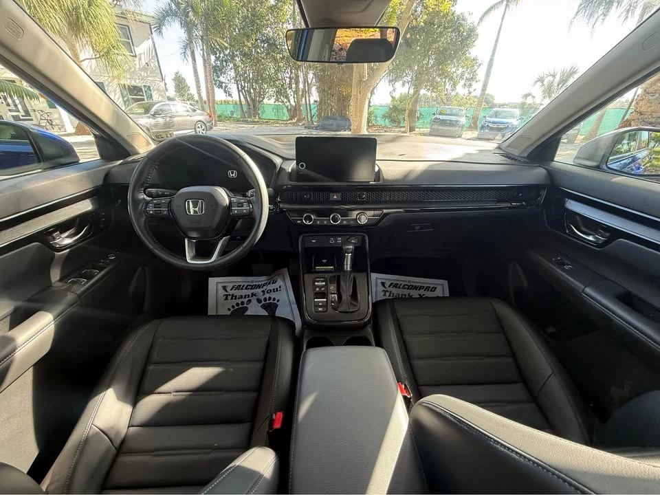 2025 Honda CR-V 6th Gen - Image 7 of 9