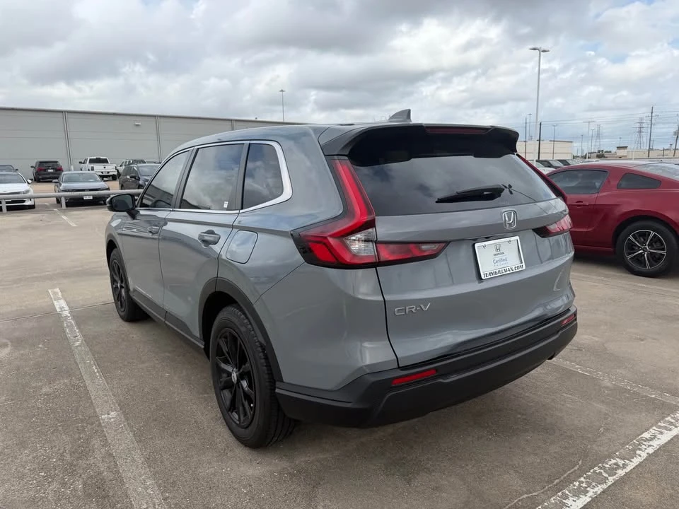 2025 Honda CR-V 6th Gen - Image 5 of 10