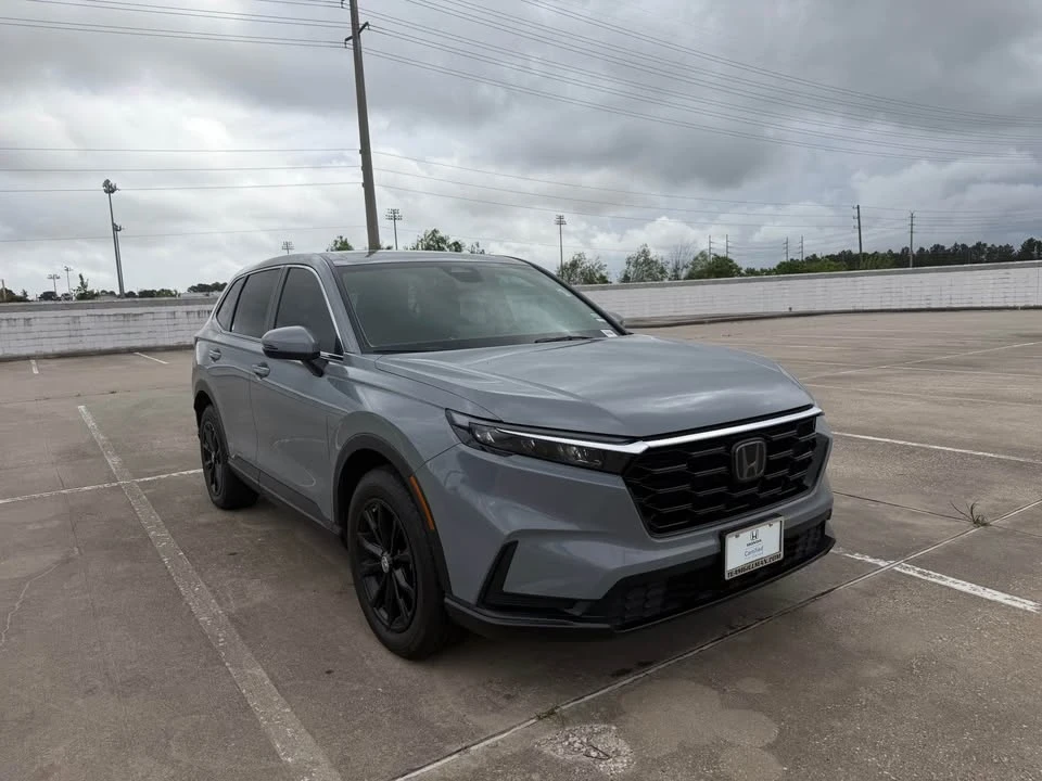 2025 Honda CR-V 6th Gen - Image 2 of 10