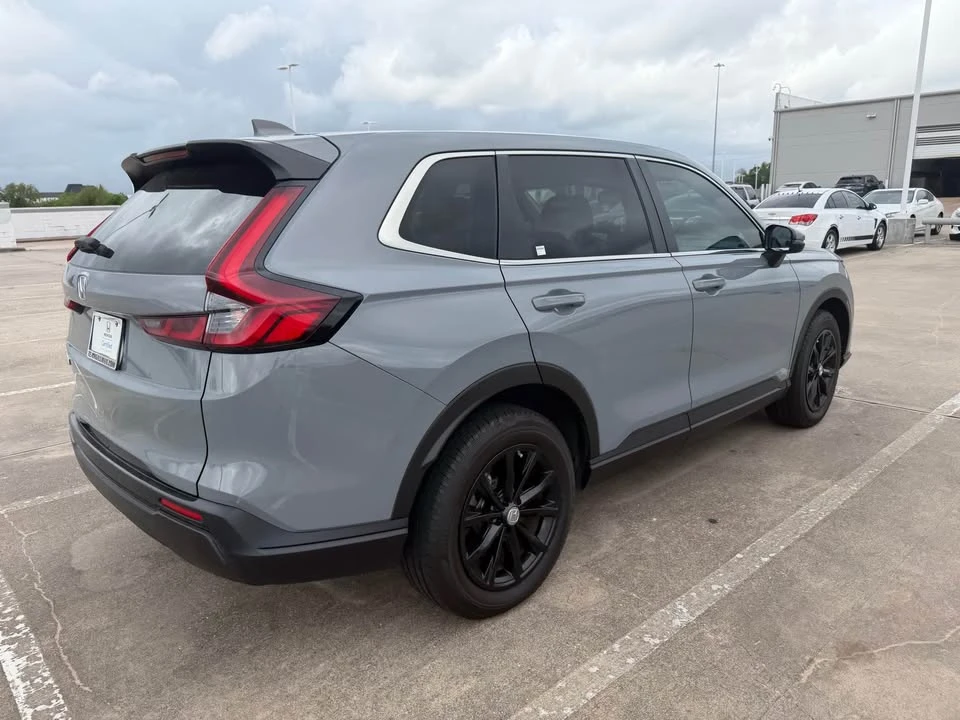 2025 Honda CR-V 6th Gen - Image 4 of 10
