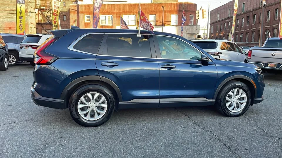 2025 Honda CR-V 6th Gen - Image 3 of 4