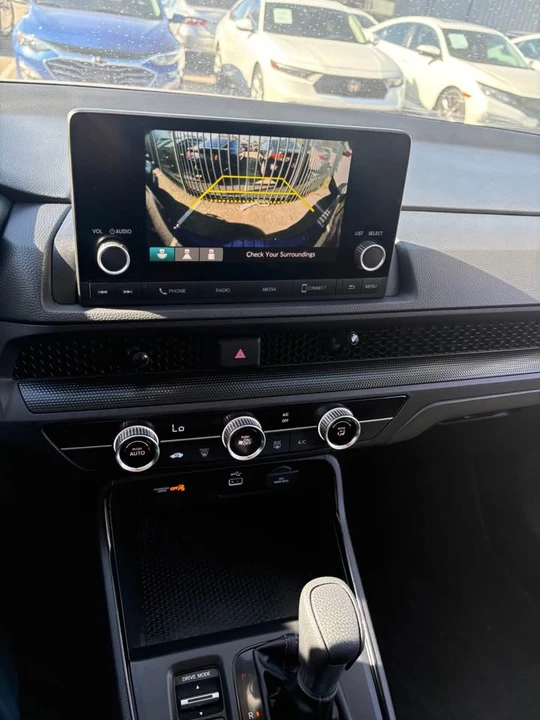 2025 Honda CR-V 6th Gen - Image 7 of 16