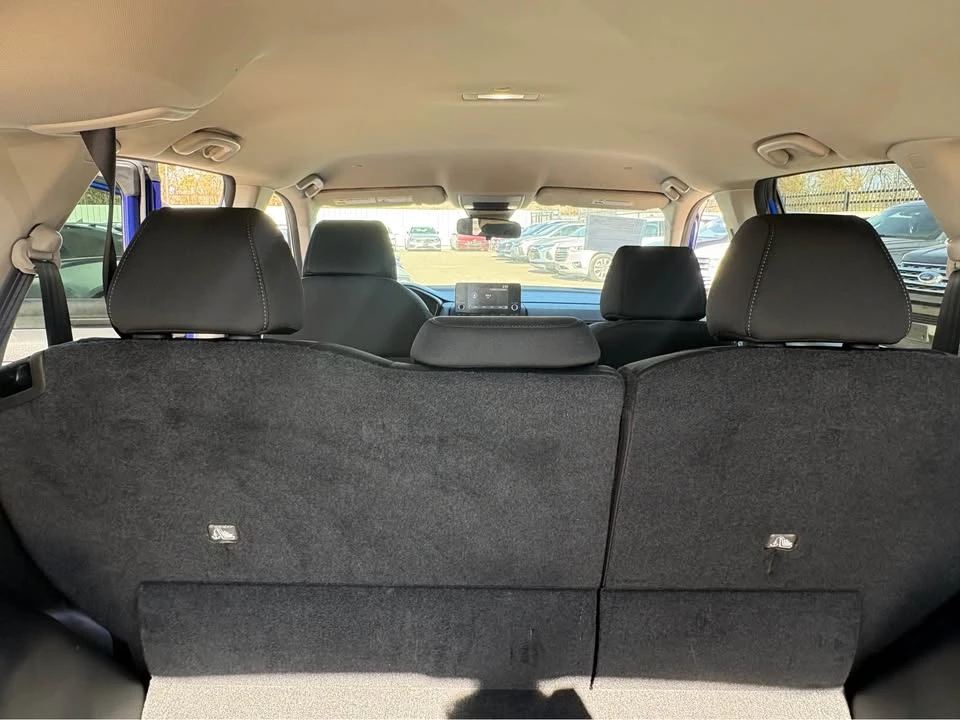 2025 Honda CR-V 6th Gen - Image 11 of 16