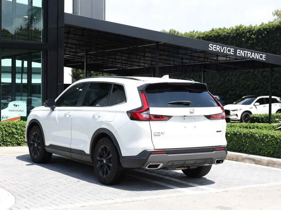 2025 Honda CR-V 6th Gen - Image 4 of 7