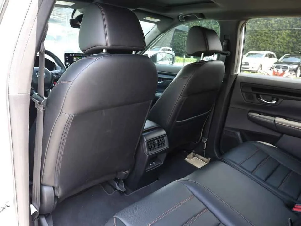 2025 Honda CR-V 6th Gen - Image 6 of 7
