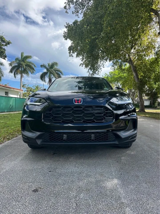 2025 Honda CR-V 6th Gen - Image 6 of 9