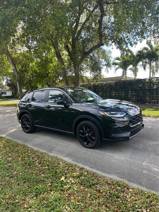 2025 Honda CR-V 6th Gen - Image 4 of 9