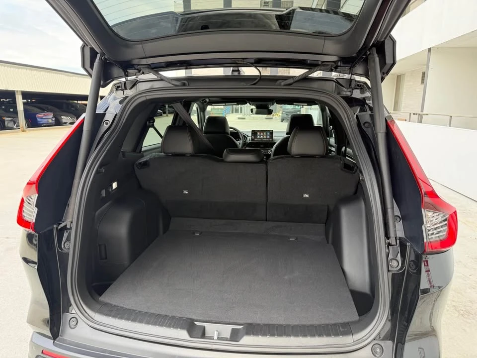 2025 Honda CR-V 6th Gen - Image 5 of 10