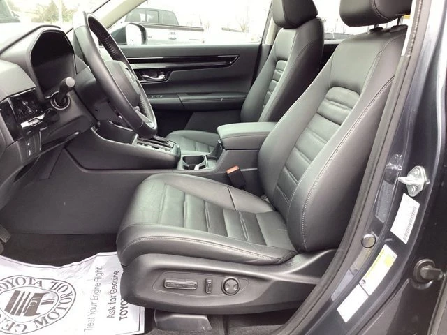 2025 Honda CR-V 6th Gen - Image 16 of 19