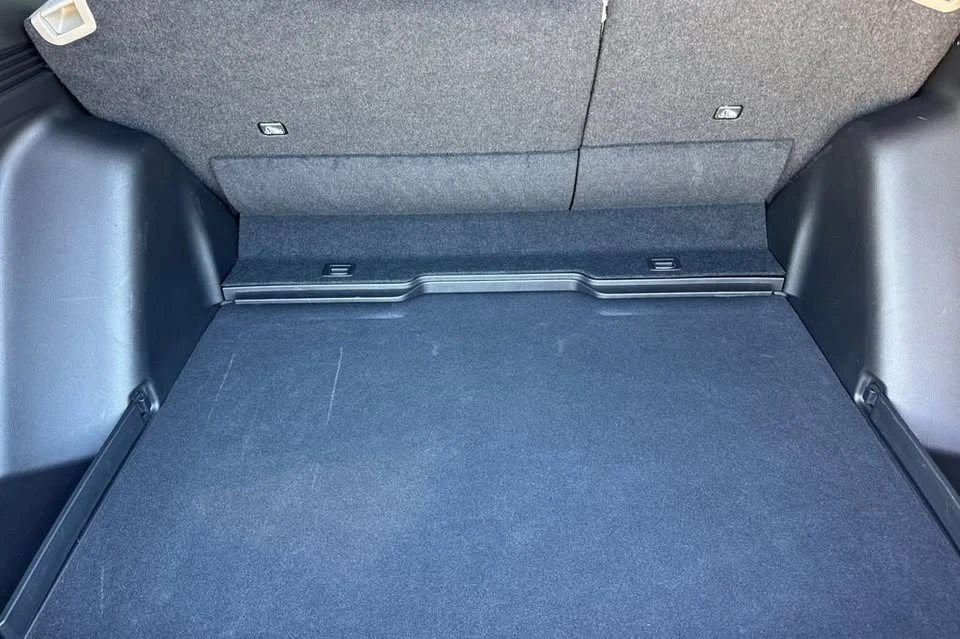 2025 Honda CR-V 6th Gen - Image 13 of 20