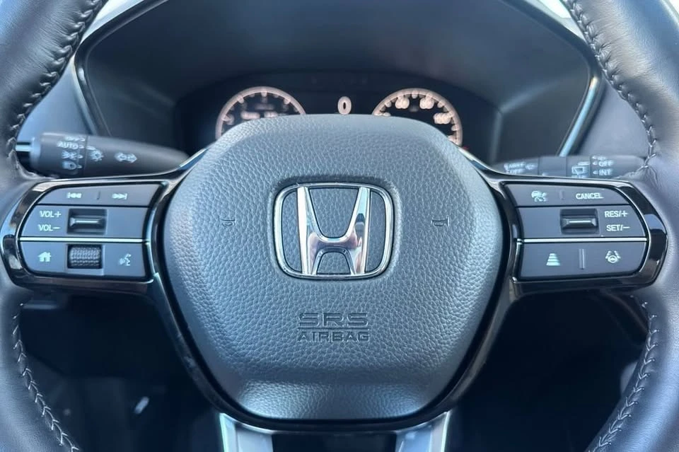 2025 Honda CR-V 6th Gen - Image 18 of 20