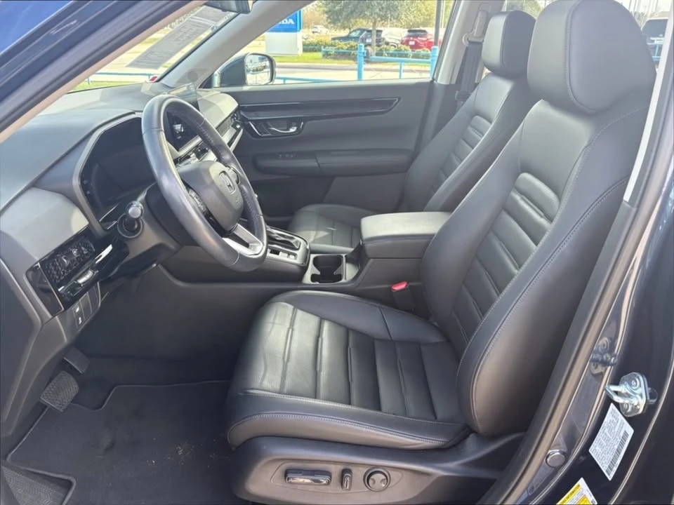 2025 Honda CR-V 6th Gen - Image 9 of 19