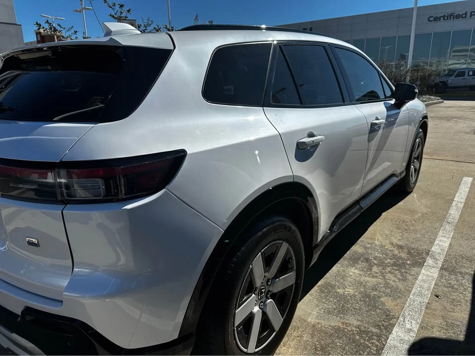 2025 Honda CR-V 6th Gen - Image 2 of 3