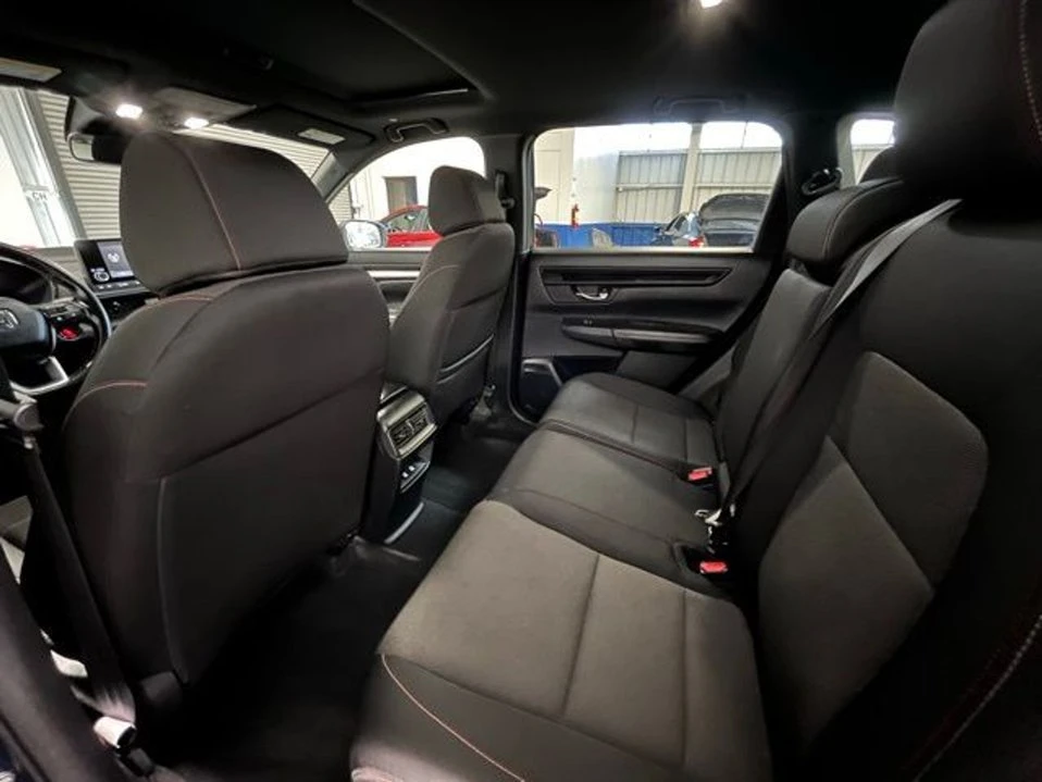 2025 Honda CR-V 6th Gen - Image 13 of 19