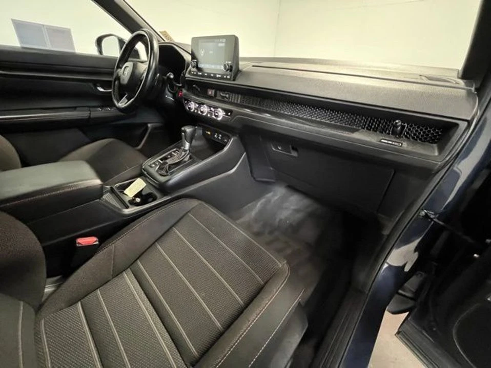 2025 Honda CR-V 6th Gen - Image 8 of 19