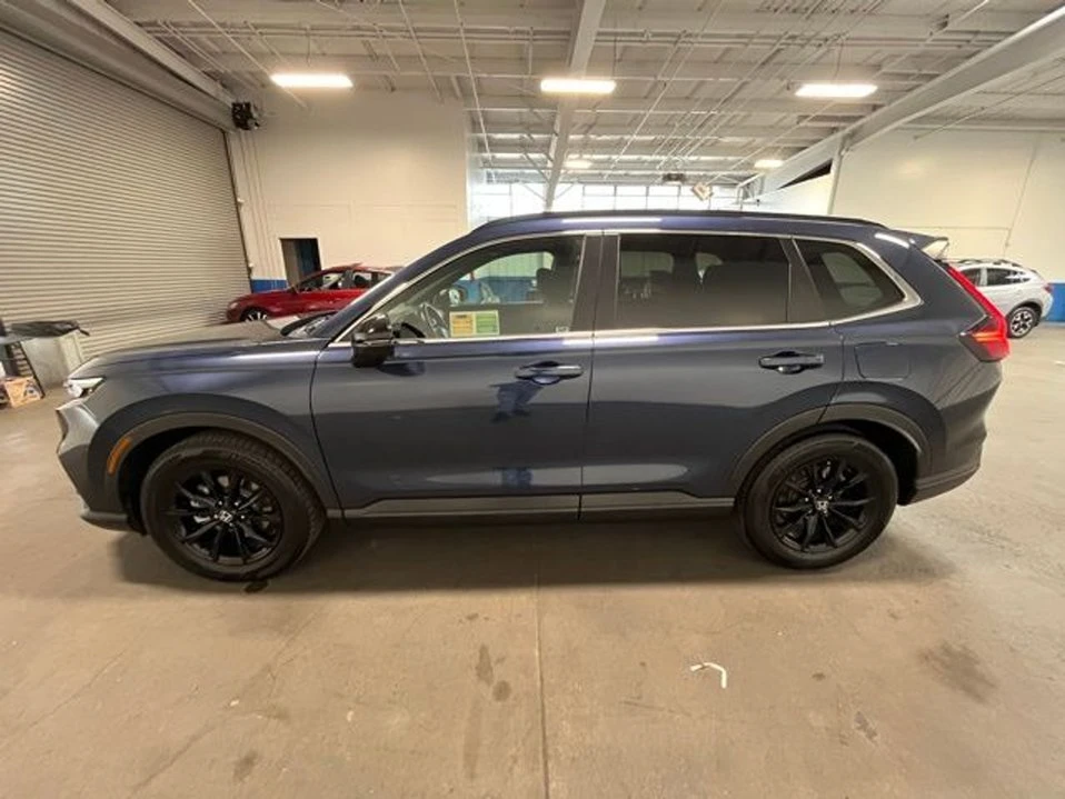 2025 Honda CR-V 6th Gen - Image 4 of 19