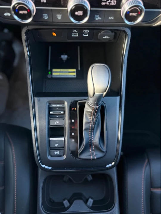 2025 Honda CR-V 6th Gen - Image 12 of 13