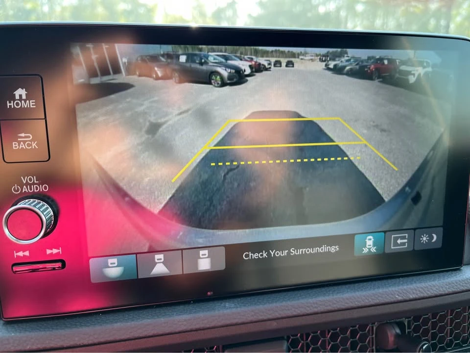 2025 Honda CR-V 6th Gen - Image 17 of 18