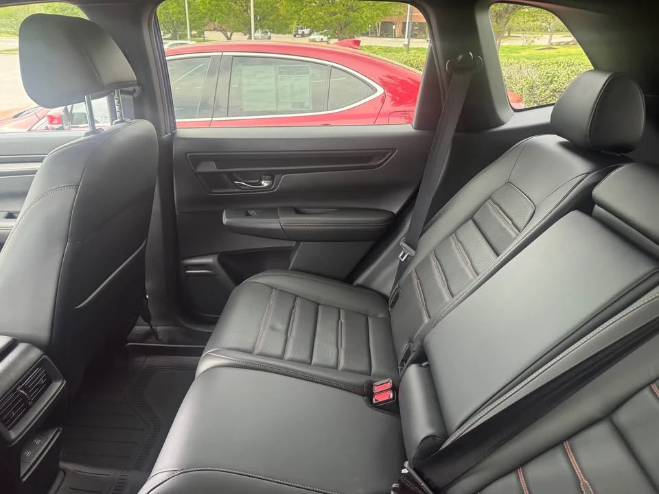 2025 Honda CR-V 6th Gen - Image 9 of 9
