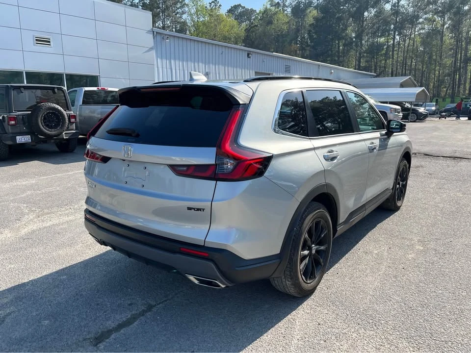 2025 Honda CR-V 6th Gen - Image 5 of 18