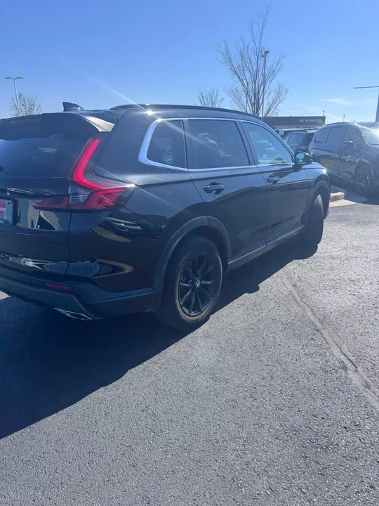 2025 Honda CR-V 6th Gen - Image 4 of 18