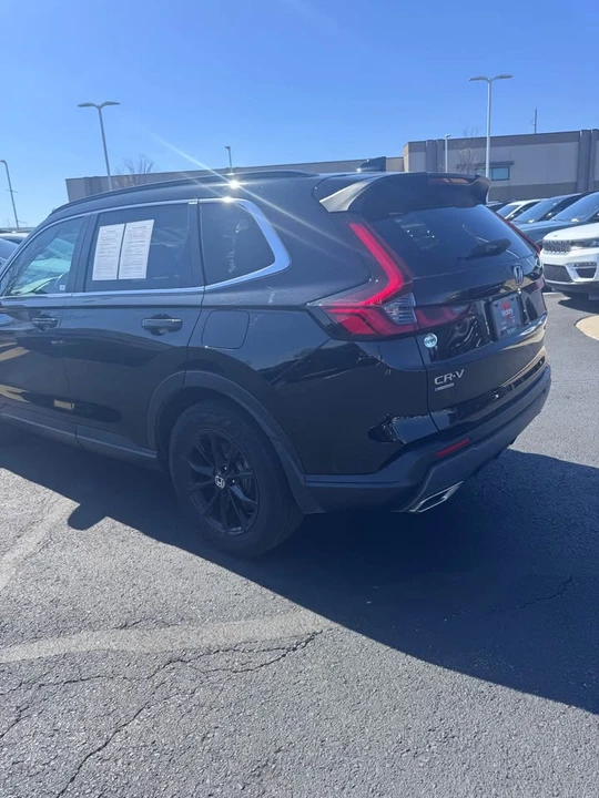 2025 Honda CR-V 6th Gen - Image 6 of 18
