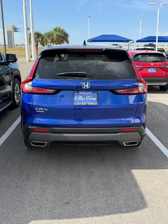 2025 Honda CR-V 6th Gen - Image 3 of 6