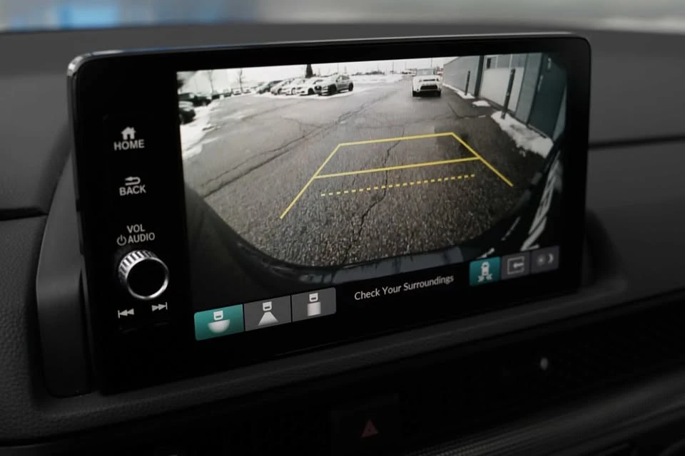 2025 Honda CR-V 6th Gen - Image 13 of 17
