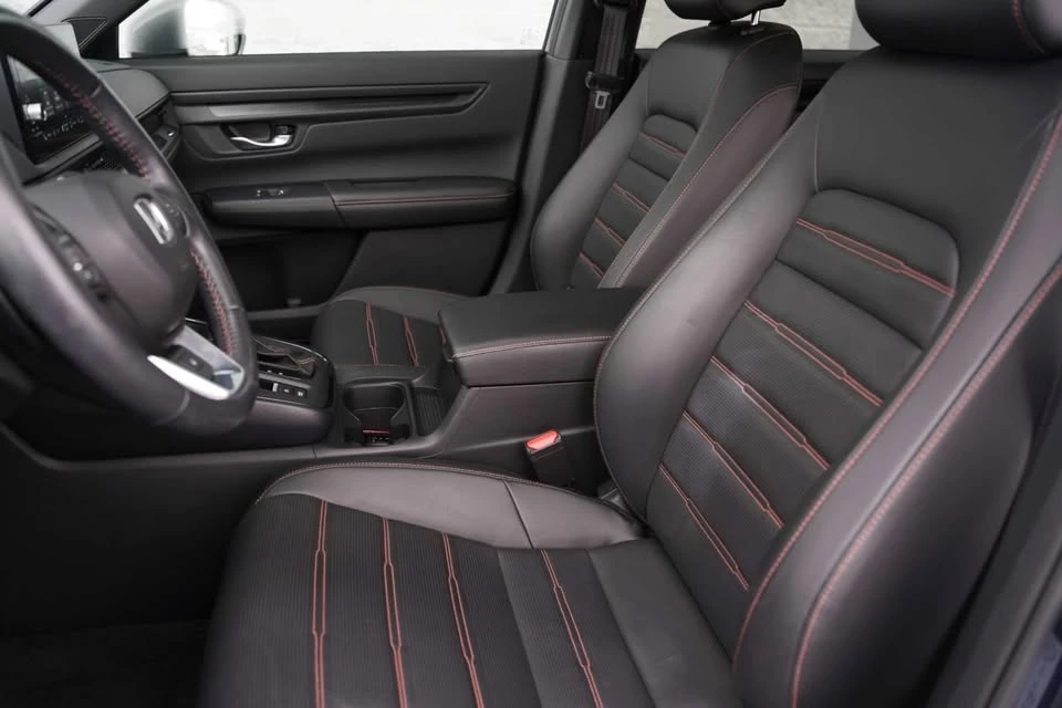2025 Honda CR-V 6th Gen - Image 7 of 17