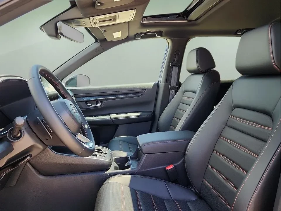 2025 Honda CR-V 6th Gen - Image 16 of 20