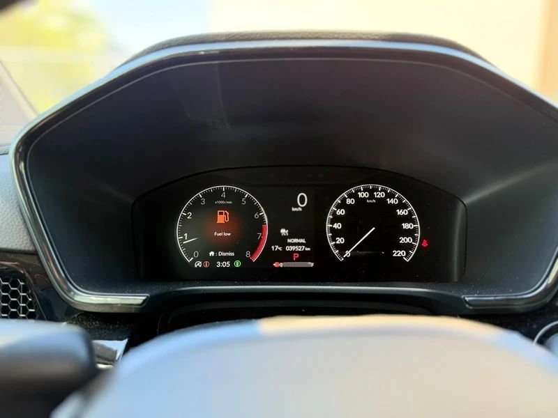 2025 Honda CR-V 6th Gen - Image 14 of 20