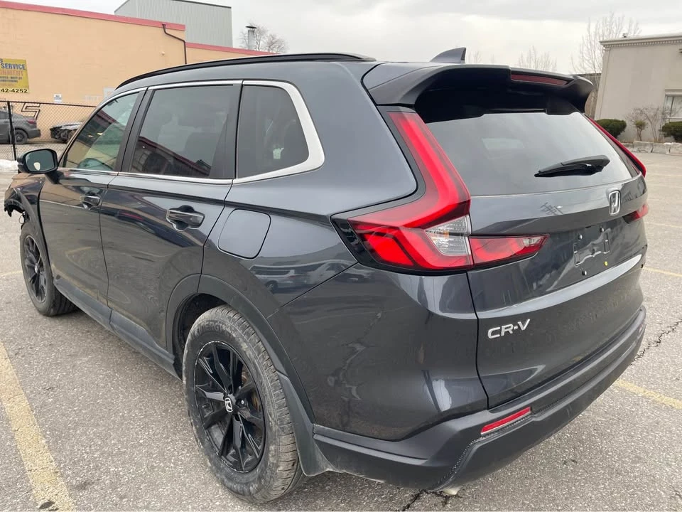 2025 Honda CR-V 6th Gen - Image 7 of 17