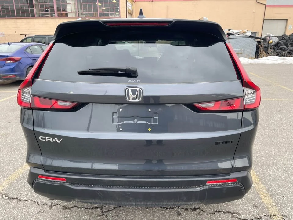 2025 Honda CR-V 6th Gen - Image 6 of 17