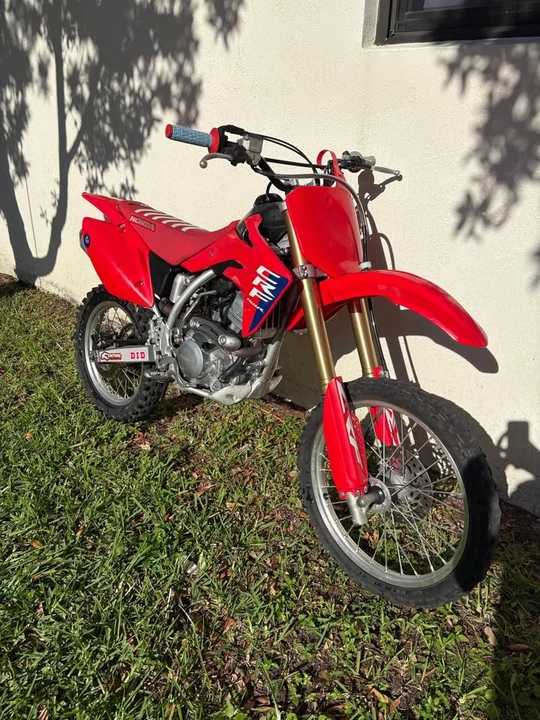 2025 Honda CRF - Image 4 of 5