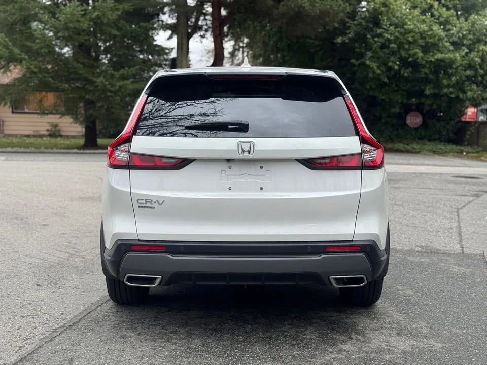 2025 Honda CR-V 6th Gen - Image 4 of 18