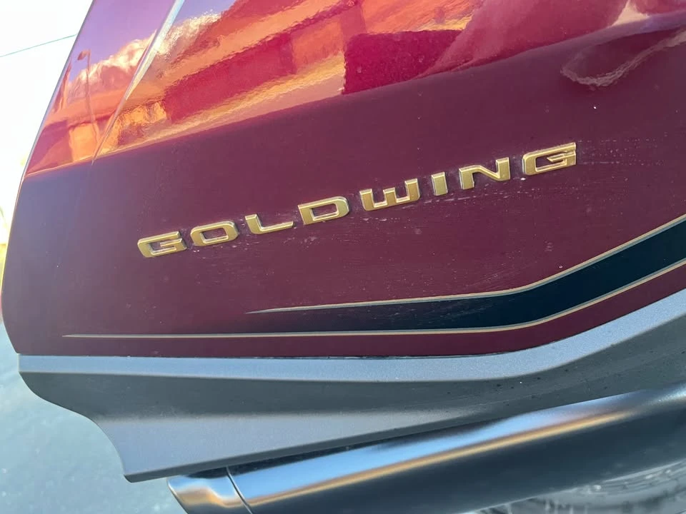 2025 Honda Gold Wing - Image 4 of 20