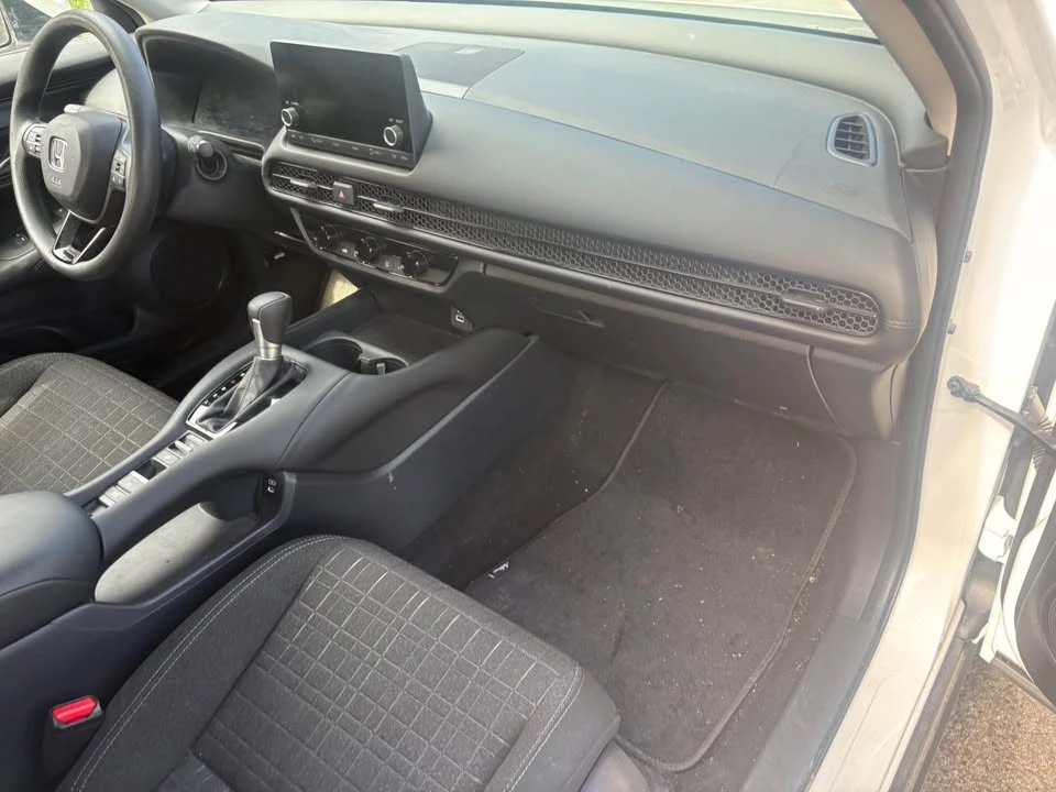 2025 Honda HR-V 3rd Gen - Image 18 of 20