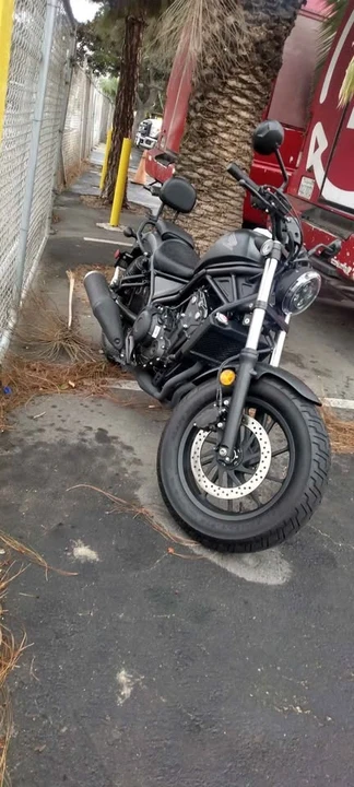 2025 Honda Motorcycles - Image 3 of 5