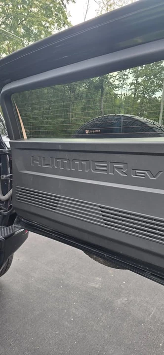 2025 Hummer HMMWV - Image 18 of 19