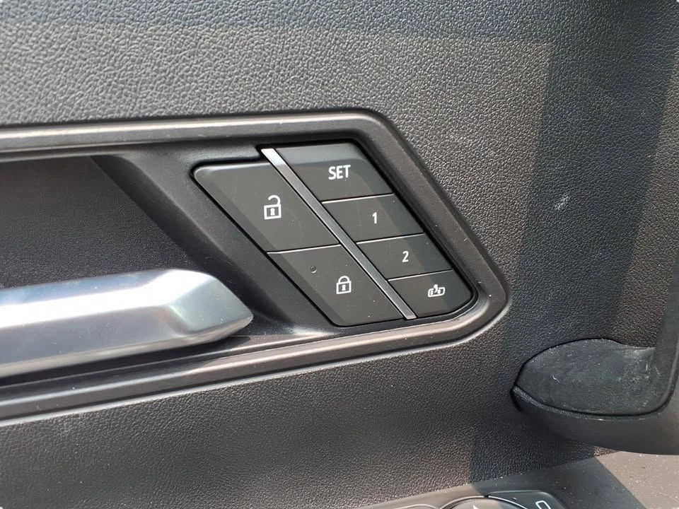 2025 Hummer - Image 9 of 20