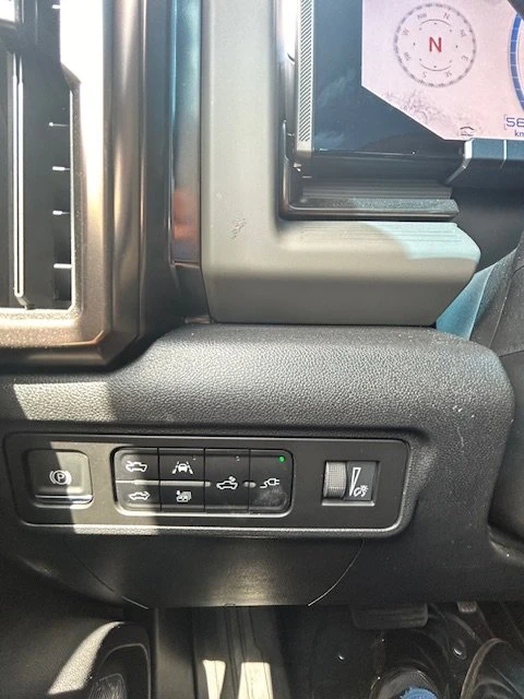 2025 Hummer - Image 12 of 20