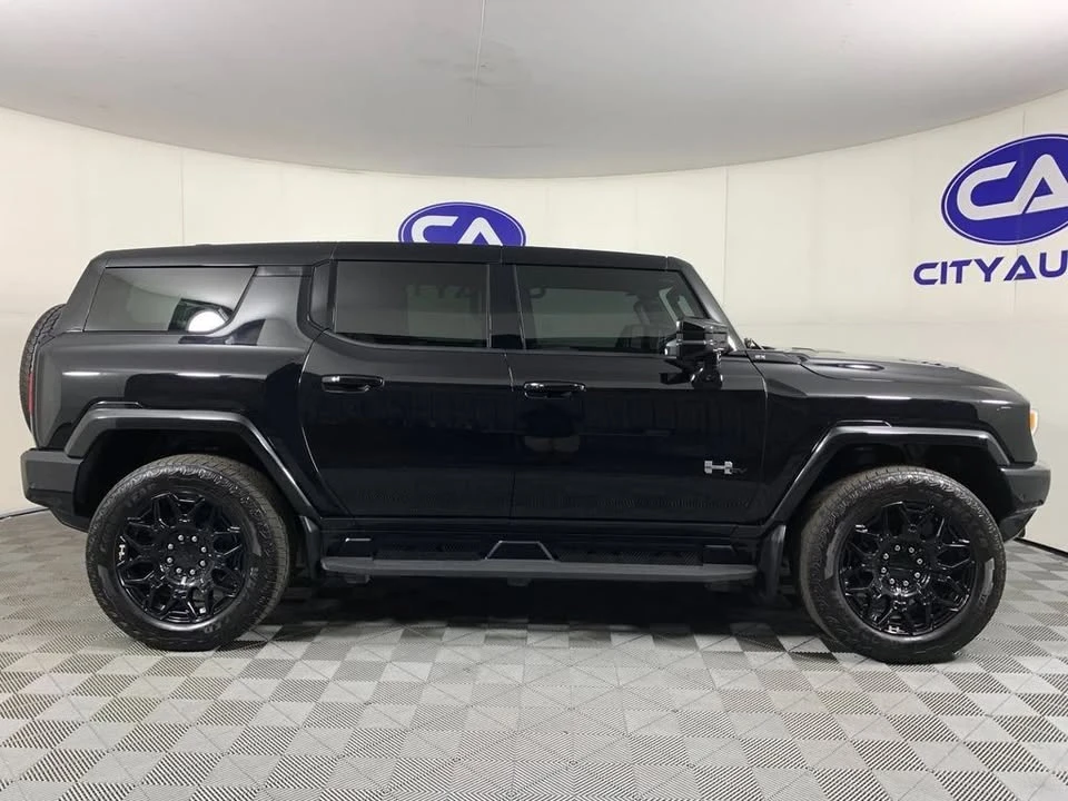 2025 Hummer - Image 2 of 9