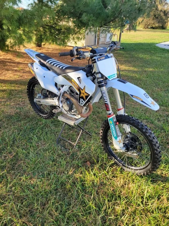2025 Husqvarna - Image 8 of 9