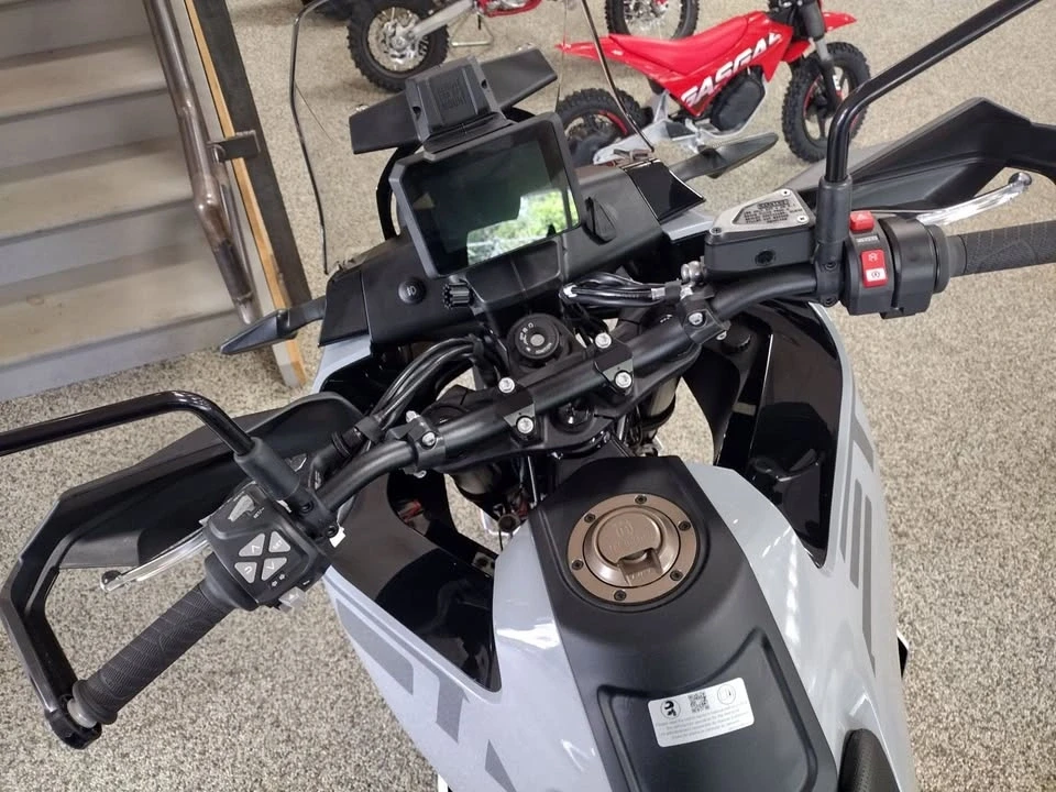 2025 Husqvarna - Image 6 of 6
