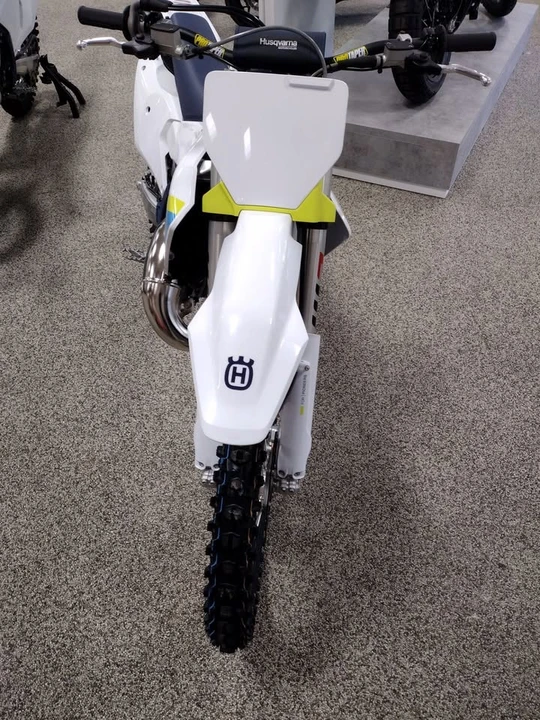 2025 Husqvarna - Image 6 of 6